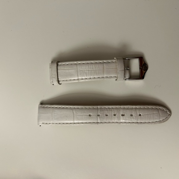 Bulova Watch - Picture 4 of 4